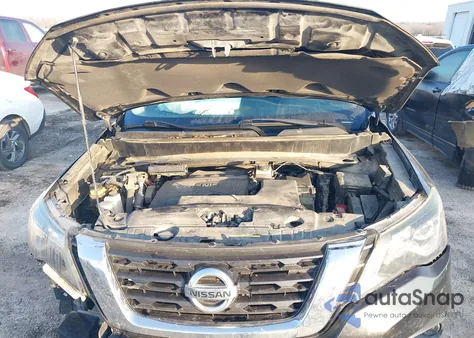 2017 Nissan Pathfinder S z USA, uszkodzony, nr VIN 5N1DR2MN2HC643349